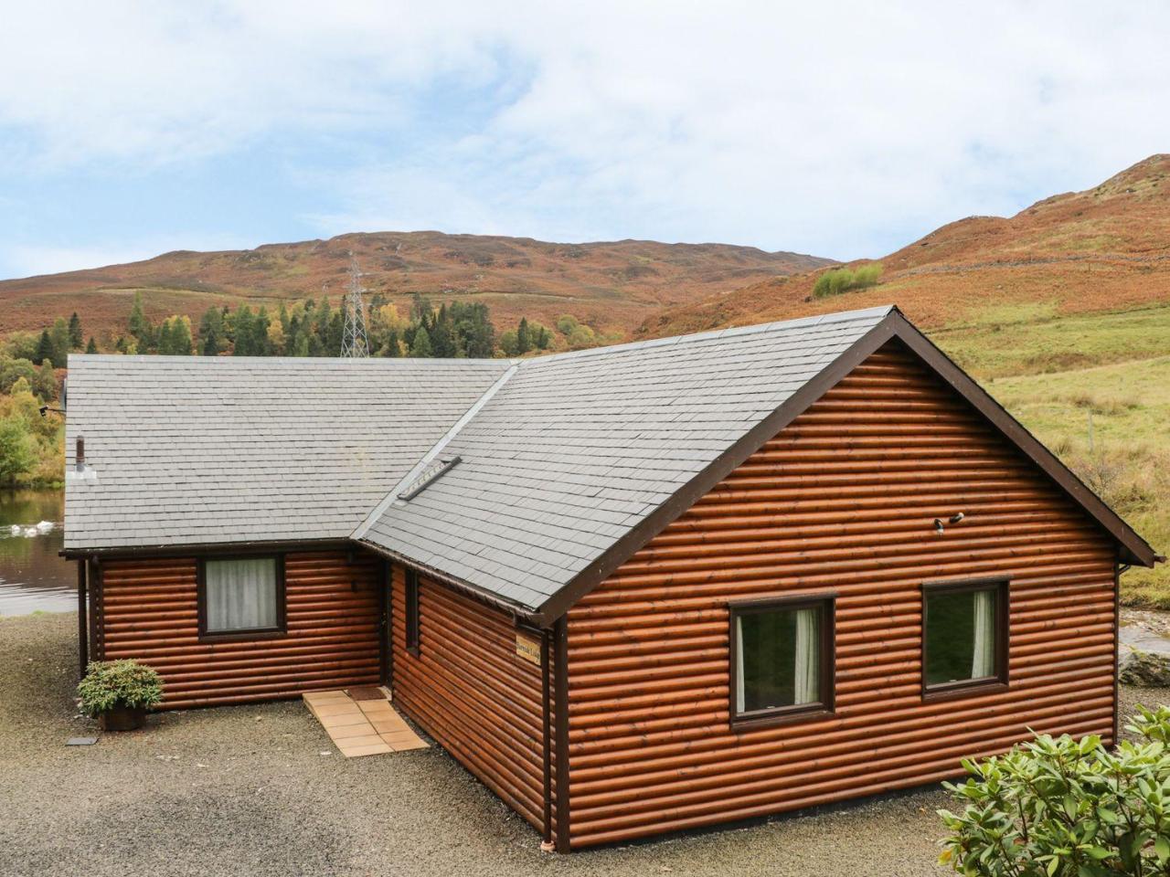 Burnside Lodge Lodge 1, Glengoulandie Aberfeldy Bagian luar foto